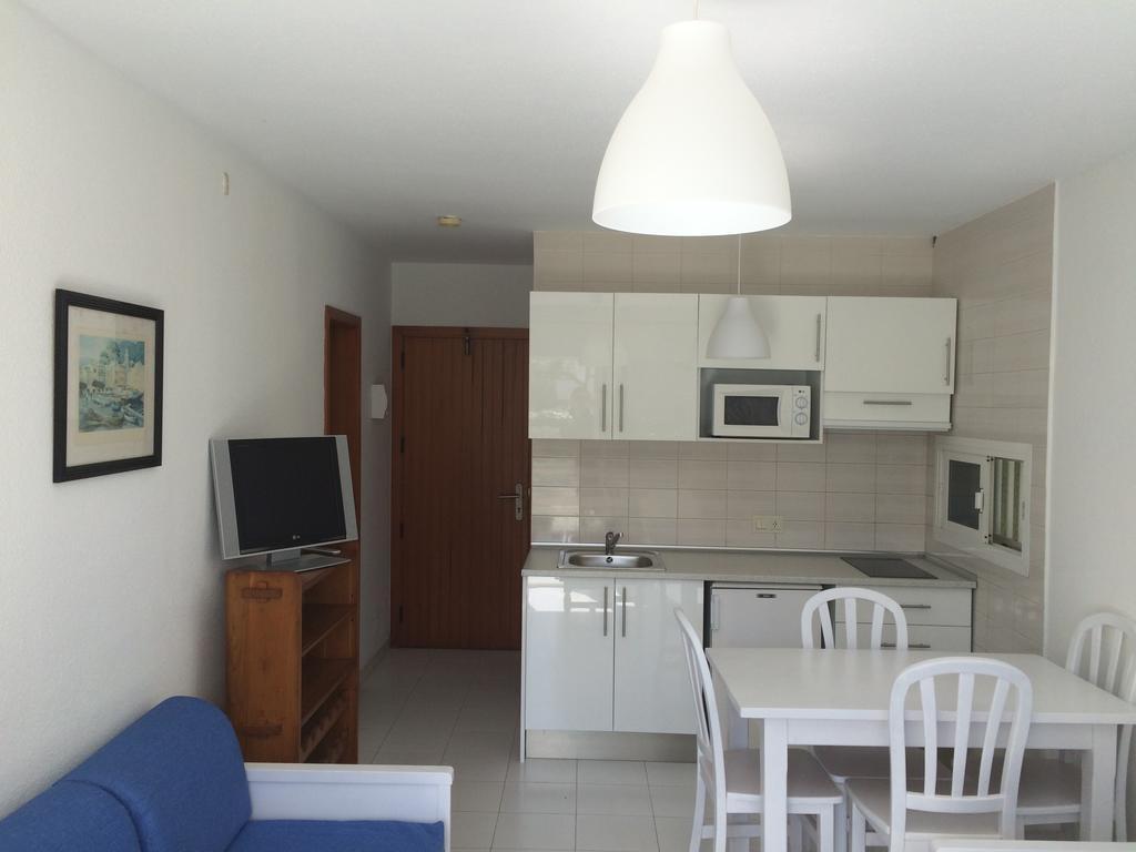 Llevant Apartments ปอร์ต เด โปเญนซา ภายนอก รูปภาพ